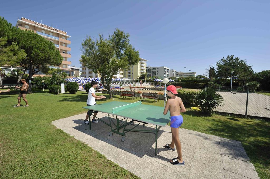 Hotel Danieli Bibione Exterior photo
